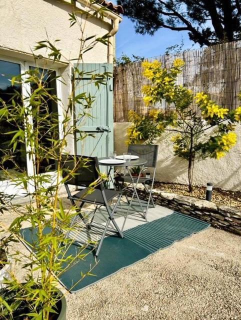 Apartamento La Bruyere Rochefort-du-Gard Exterior foto