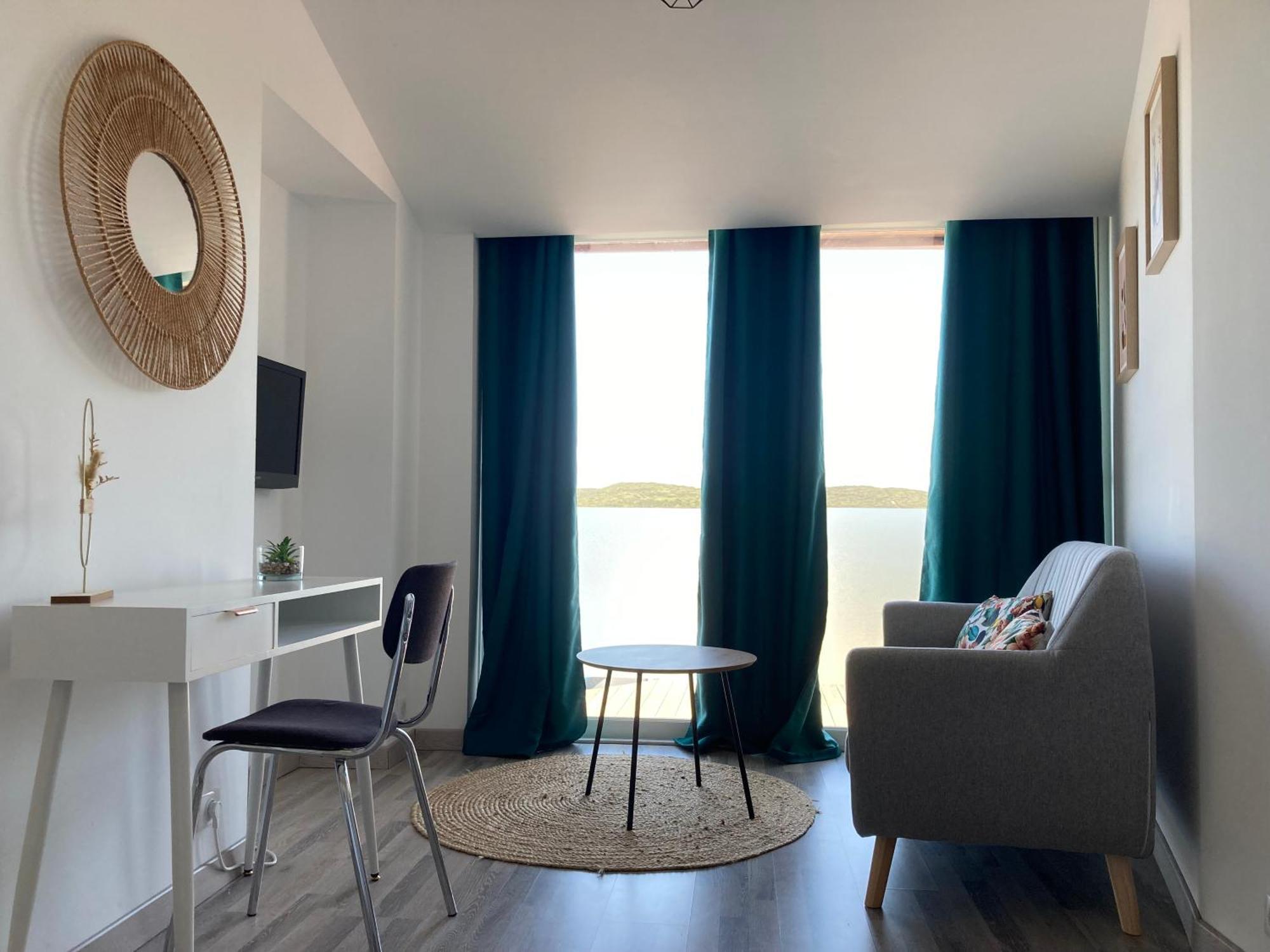 Apartamento La Bruyere Rochefort-du-Gard Exterior foto